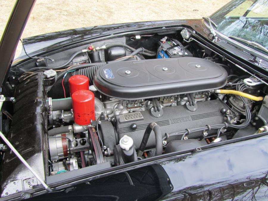  Ferrari 365 GT 2+2 1969 года  (фото 16 из 19)